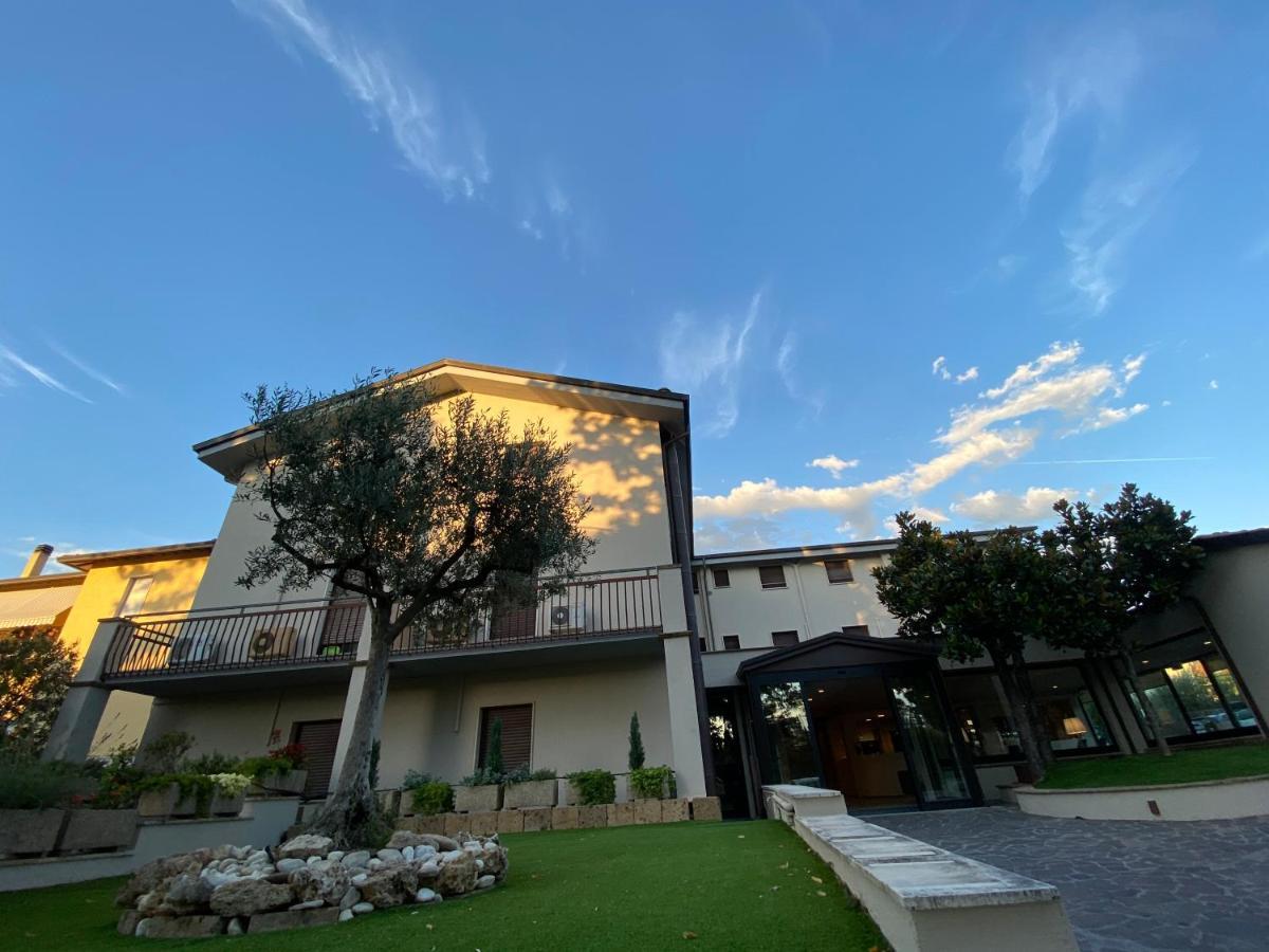 Le Grazie Hotel Assisi Dış mekan fotoğraf